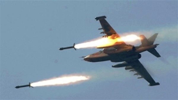 طائرات التحالف العربي تقصف مواقع للجماعات الحوثية شمالي اليمن