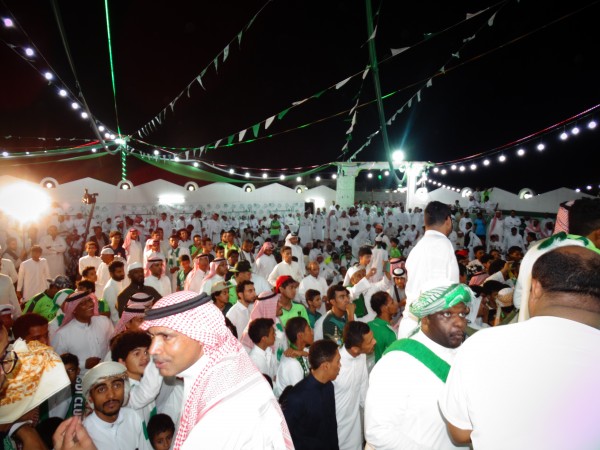 مجموعة الليالي الفنية تشارك رابطة مشجعي النادي الاهلي بمسرحية لا للتعصب
