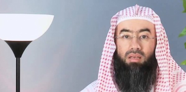 الحلقة الثامنة من برنامج مكارم للشيخ نبيل العوضي
