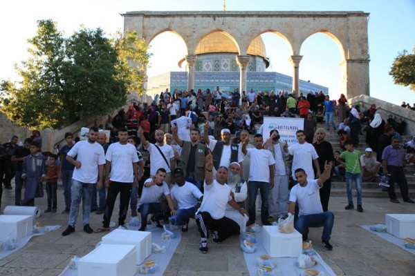 جمعية يازور تواصل تنفيذ مشروع افطار الصائم