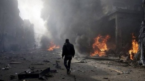 عشرات القتلى من المدنيين في قصف جوي روسي وسوري لبلدة سورية