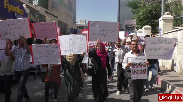 اعتصام شعبي بالخليل مطالباً بالافراج عن جثامين الشهداء