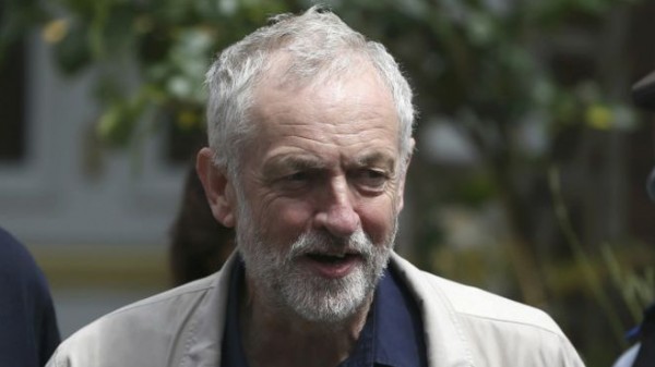 زعيم حزب العمال البريطاني يؤكد أنه لا يعتزم الاستقالة