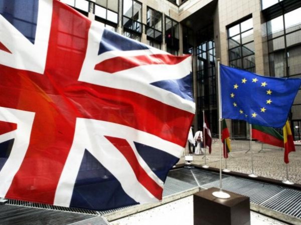 السفارة البولندية في لندن تبدي قلقها إزاء الإساءات الموجهة لجاليتها في بريطانيا