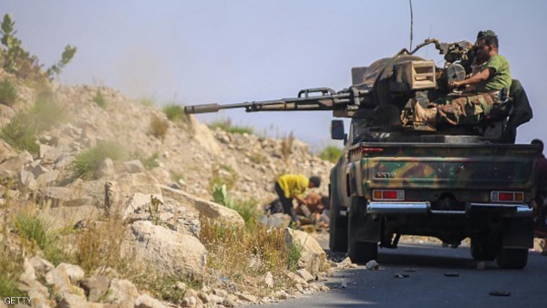 هجوم للحوثيين باليمن على معسكر للجيش في تعز