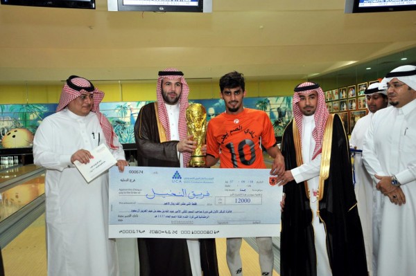 الأمير عبدالله بن سعد يتوج أبطال القدم والبولينج في الصم