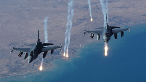 طيران التحالف يقصف مواقع للجماعات في مديريتي الغيل والمصلوب بالجوف اليمنية