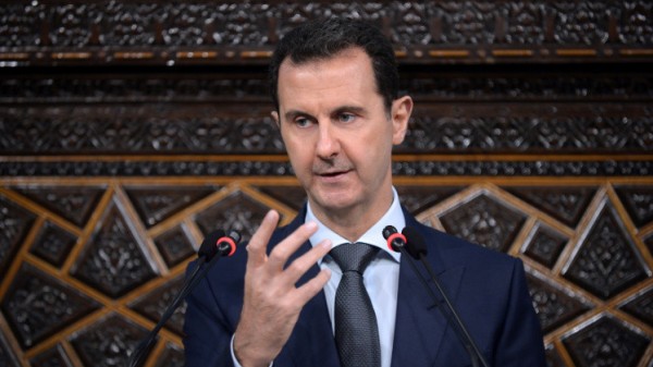 دبلوماسي أمريكي سابق يؤيد بقاء الأسد