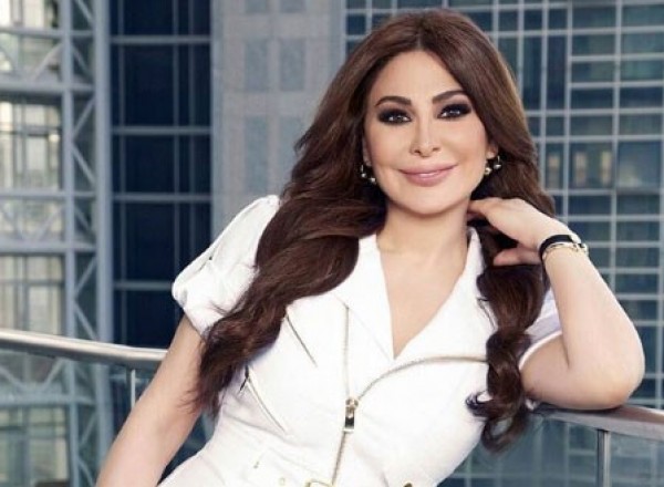 بالصور فستان إليسا يجبر روتانا على تعديل غلاف ألبومها الأخير