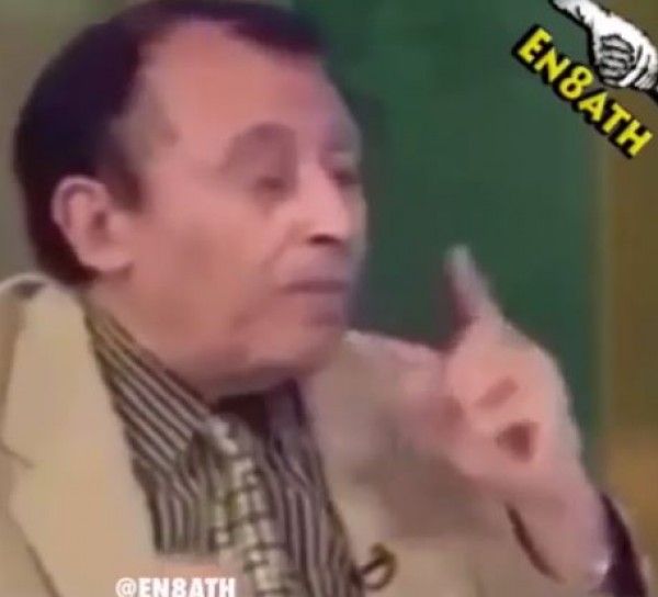 فيديو‬ قصير يبين عظم منزلة الوالدين عند الله عز وجل