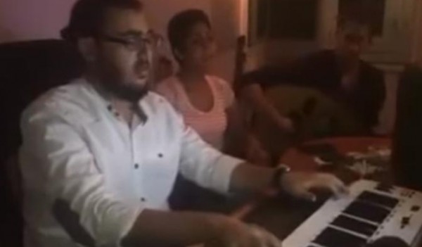شاهد....الأغاني الشعبي المصري على طريقة عبد الحليم
