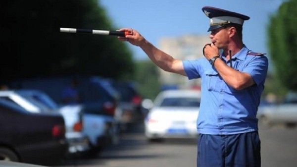 شرطة موسكو تقترح مشروعا بشأن غرامات السائقين