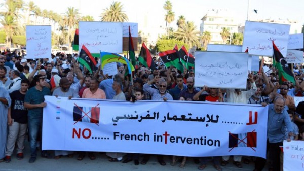 ليبيا : مظاهرات شعبية في عدة مدن احتجاجا على فرنسا