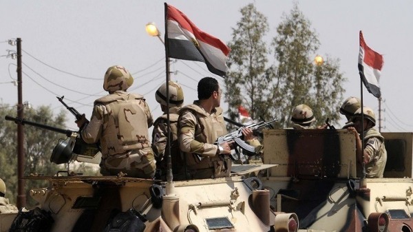 محاصرة إرهابيين تحصنوا داخل مدرسة في سيناء المصرية