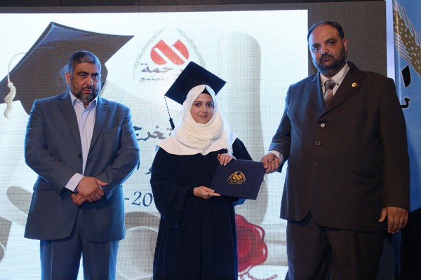 طالبات مركز الرحمة تحصد خمسة مراكز أولى في الامتحانات الرسمية على صعيد لبنان