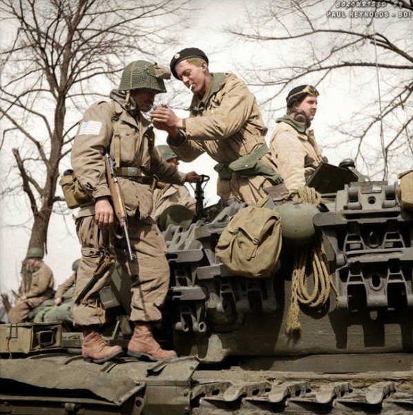 صورة ملونة تنشر للمرة الأولى للحرب العالمية الثانية