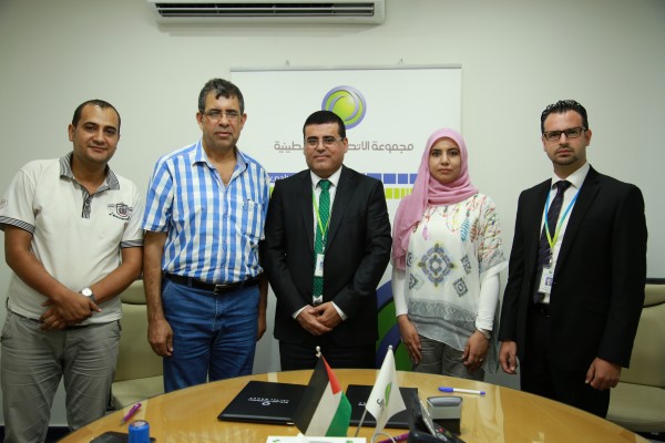 مجموعة الاتصالات الفلسطينية تدعم اتحاد لجان العمل الصحي في غزة