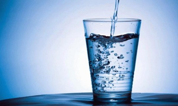 علماء بلجيكيون يخترعون آلة تحول البول إلى مياه صالحة للشرب 9998751961