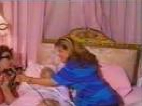فيديو نادر لفريد شوقي قبل وفاته بأيام من على فراش المرض.. وهكذا علق على شائعة وفاته