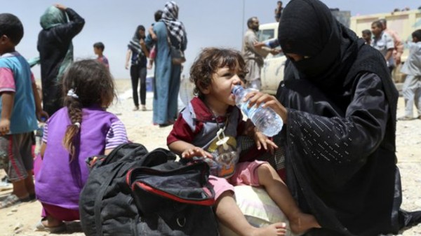 الصليب الأحمر: نحو مليون عراقي قد يجبرون على النزوح مع اشتداد القتال حول الموصل