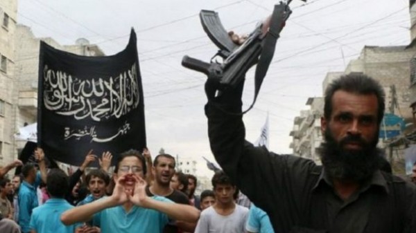 ما الذي دفع "جبهة النصرة" للانفصال عن تنظيم القاعدة؟