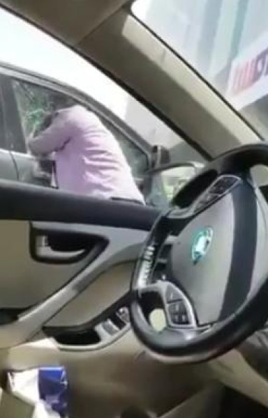 سرقة في وضح النهار