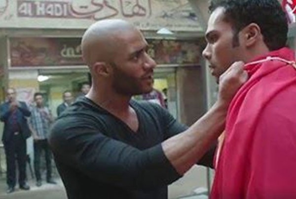 أحمد عبدالله محمود يكشف تفاصيل مشهد "قميص النوم" في "الأسطورة"