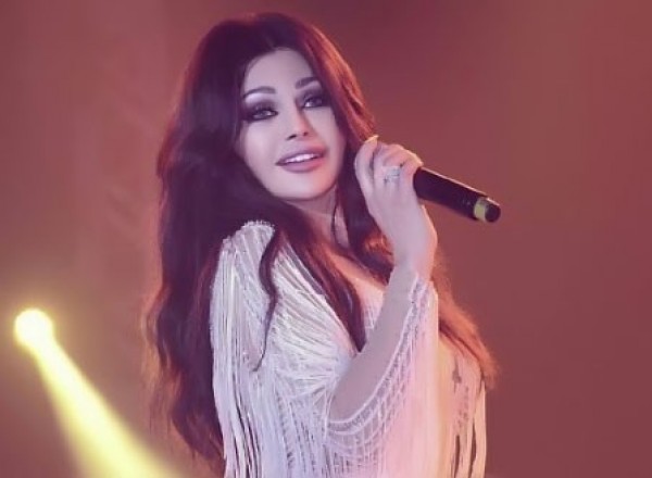 بالصور والفيديو هيفاء وهبي بأجرأ إطلالتها وسط جمهورها بلندن