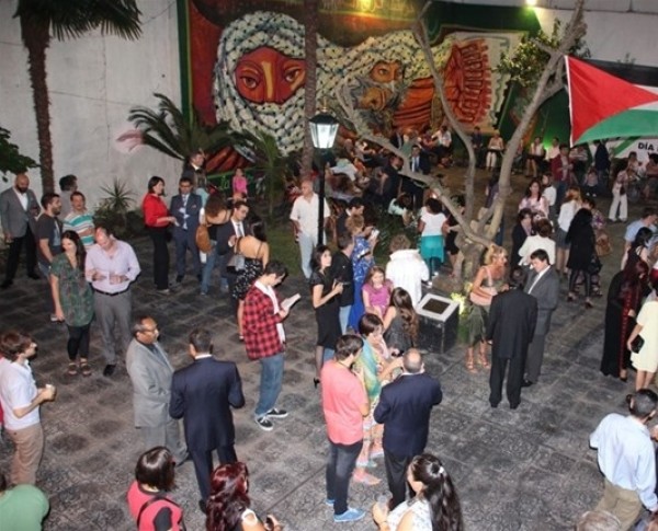سفارة فلسطين في الأرجنتين تقدم مجموعة أبحاث تجسد العلاقة الفلسطينية الأميركية اللاتينية