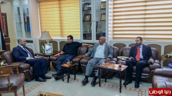 النائبان عودة وأبو عرار يلتقيان وزير الأوقاف الأردني للتسهيل على الحجاج
