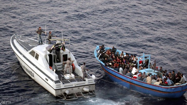 سفينة انقاذ للمهاجرين تتعرض لهجوم مسلح في السواحل الليبية