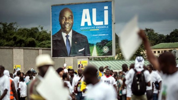 الغابونيون يدلون باصواتهم لاختيار رئيس للبلاد