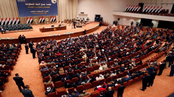 خلافات ومشادات كلامية في البرلمان العراقي