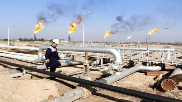 وزير: العراق مستعد لدعم أسعار النفط