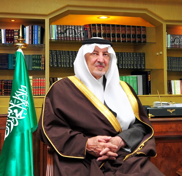 الأمير خالد الفيصل يشدد على ضرورة الاسراع في انجاز اجراءات الحجاج