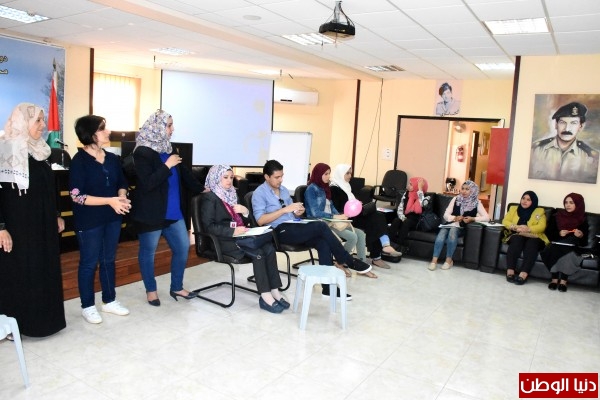 مؤسسة انجاز فلسطين تعقد ورشة تدريبية للمتطوعين في محافظة سلفيت
