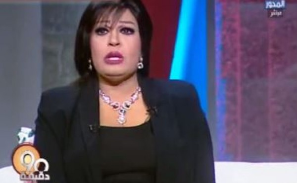 فيفي عبده: يعجبني في الرجل جزمته وشرابه.. وخصوصا الريحة