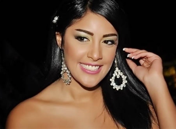 بالصورة جمال والدة نيرمين ماهر يفوق التوقعات