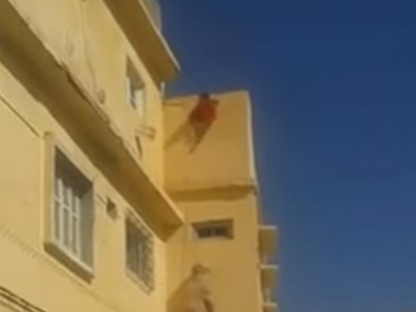 مغامرة لإنقاذ خروف معلق في الهواء