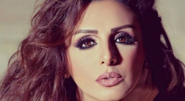 أنغام تنشر صورة بـ الشورت للمرة الأولى