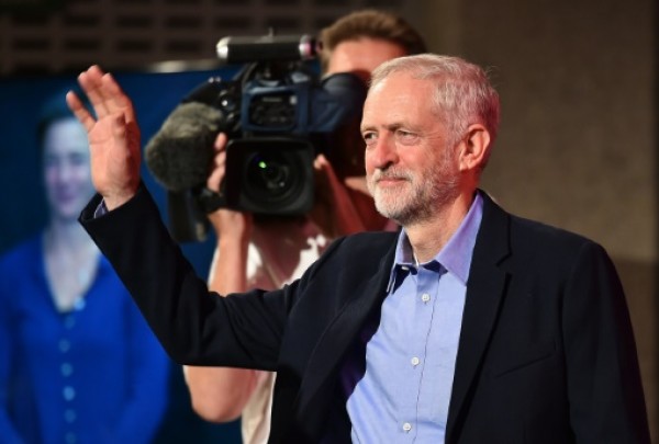 حزب العمال البريطاني يعيد انتخاب رئيسه كوربن
