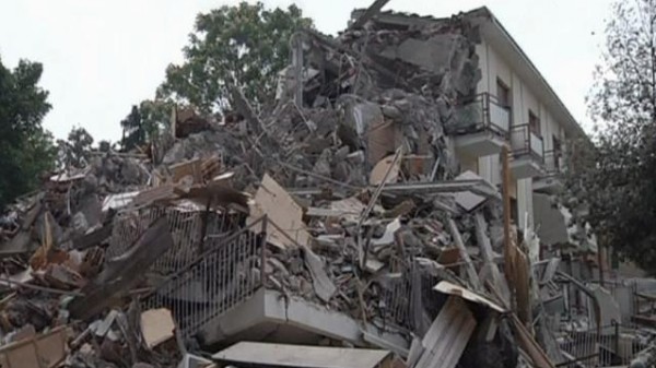 العاصمة الرومانية تتعرض لزلزال بقوة 5.6 درجات
