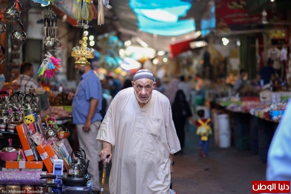 من سوق الزاوية شرق مدينة غزة