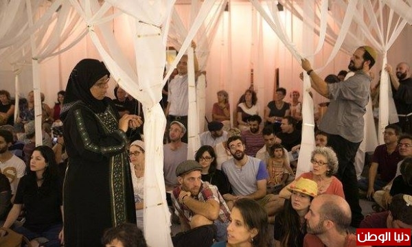 مسلمون ويهود ومسيحيون يصلون معا: بالصور .. صلوات تطبيعية في القدس فمن المسؤول ؟