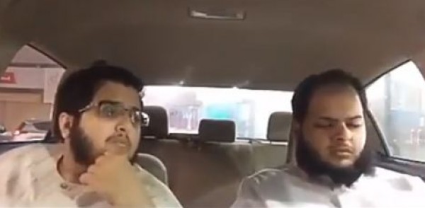 بين الواقع ومواقع التواصل الإجتماعي