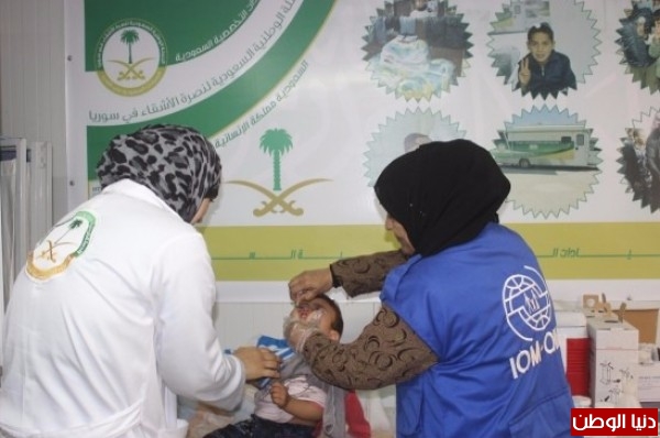 العيادات التخصصية السعودية تقدم المطاعيم و اللقاحات لـ (273) طفل سوري في مخيم الزعتري