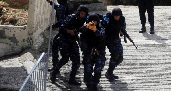 الرجوب لـ " دنيا الوطن " : اشتباك مع الأجهزة الأمنية في نابلس أسفرت عن إصابة 4 مواطنين