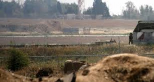 الاحتلال يستهدف المزارعين شرق دير البلح