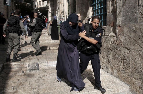 مطالبات بتوفير حماية دولية للنساء في ظل تصاعد الانتهاكات الإسرائيلية