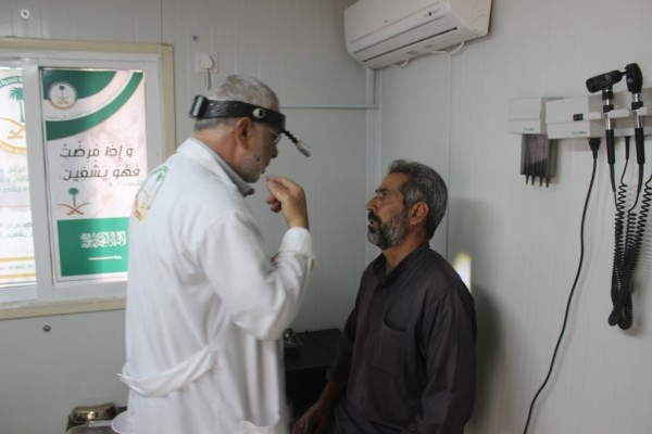 خلال الاسبوع 195..العيادات التخصصية السعودية تتعامل مع 2683 حالة مرضية في مخيم الزعتري
